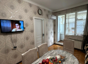 Satılır 2 otaqlı 35 m2 köhnə tikili Memar Əcəmi m.