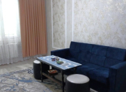 Satılır 2 otaqlı 42 m2 köhnə tikili Memar Əcəmi m.