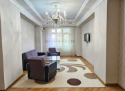 Satılır 3 otaqlı 163 m2 yeni tikili Gənclik m.