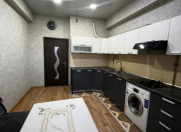 Satılır 3 otaqlı 90 m2 köhnə tikili Montin