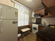 İcarəyə verilir 1 otaqlı 35 m2 köhnə tikili Neftçilər m.