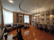 Satılır 4 otaqlı 165 m2 yeni tikili 9 mkr