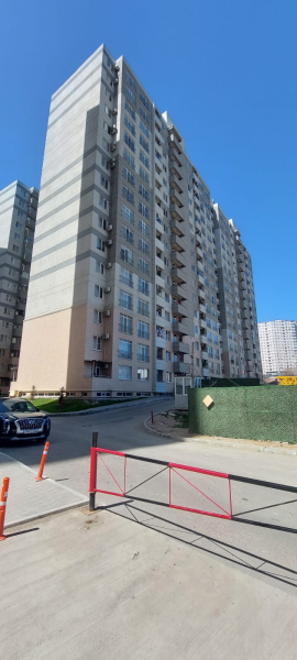 Satılır 3 otaqlı 68 m2 yeni tikili Yasamal r.