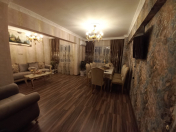 Satılır 3 otaqlı 120 m2 yeni tikili Elmlər Akademiyası m.