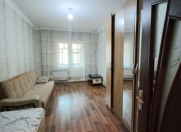 Satılır 2 otaqlı 50 m2 köhnə tikili İnşaatçılar m.