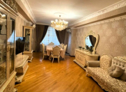 Satılır 4 otaqlı 170 m2 yeni tikili Tibb Universiteti