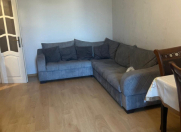 Satılır 2 otaqlı 45 m2 köhnə tikili Xalqlar Dostluğu m.