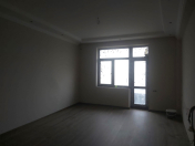 Satılır 3 otaqlı 110 m2 yeni tikili Nizami m.