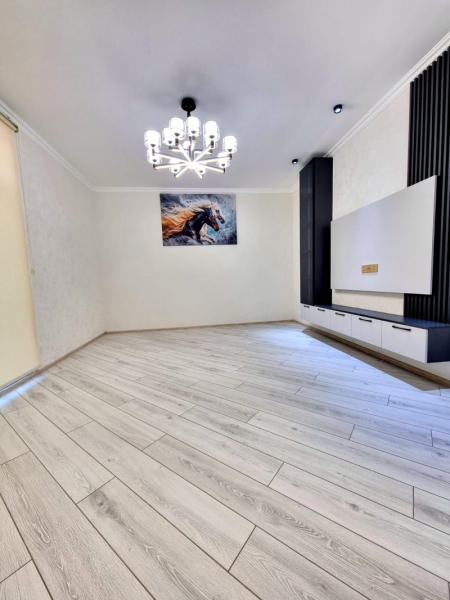 Satılır 3 otaqlı 90 m2 həyət evi Xətai r.