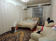 Satılır 2 otaqlı 60 m2 köhnə tikili Əhmədli m.