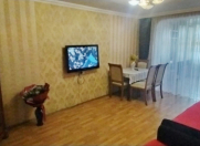 Satılır 3 otaqlı 70 m2 köhnə tikili Gənclik m.