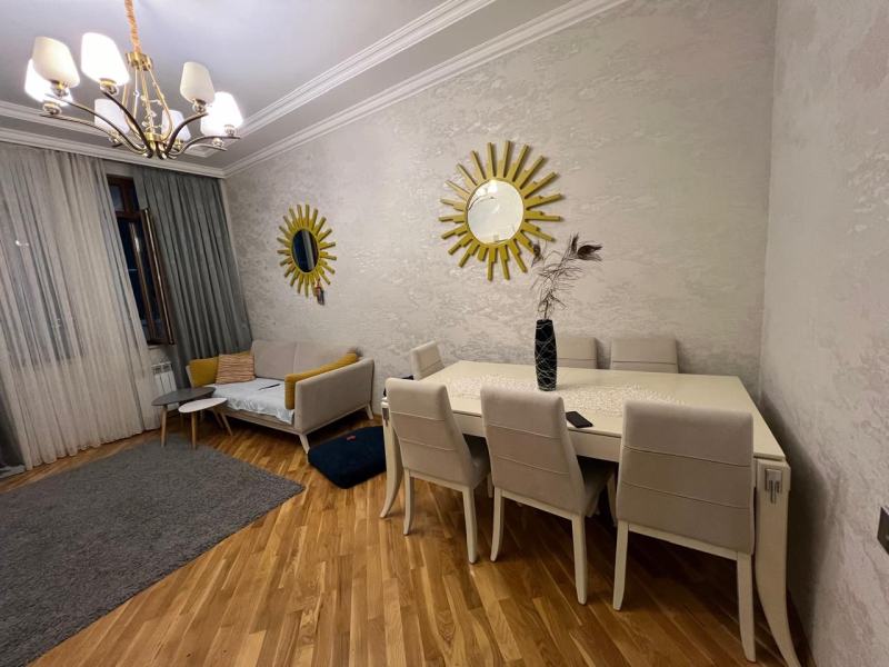 Satılır 3 otaqlı 100 m2 yeni tikili Gənclik m.