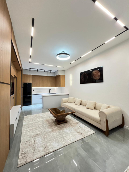 Satılır 2 otaqlı 70 m2 yeni tikili Şah İsmayıl Xətai m.