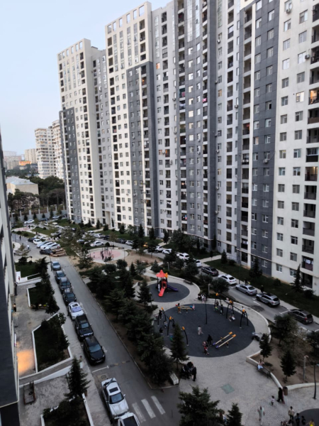 Satılır 2 otaqlı 92 m2 yeni tikili Həzi Aslanov m.