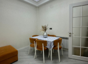 Satılır 3 otaqlı 72 m2 yeni tikili 28 May m.