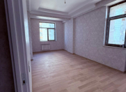 Satılır 3 otaqlı 130 m2 yeni tikili İnşaatçılar m.