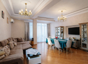 Satılır 4 otaqlı 150 m2 yeni tikili Tibb Universiteti