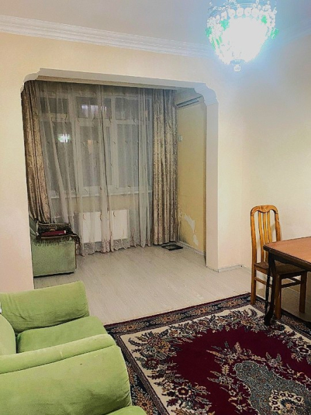 Satılır 3 otaqlı 70 m2 köhnə tikili 20 yanvar m.