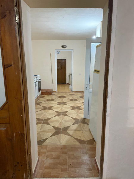 Satılır 5 otaqlı 250 m2 həyət evi Bakıxanov