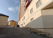 Satılır 2 otaqlı 85 m2 yeni tikili İnşaatçılar m.