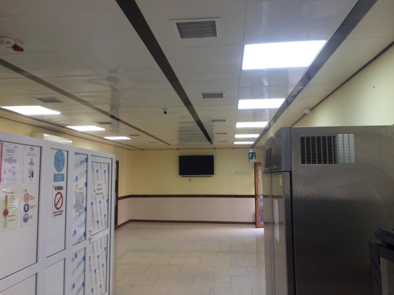 Satılır 3 otaqlı 150 m2 obyekt Elmlər Akademiyası m.