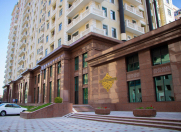 Satılır 2 otaqlı 70 m2 yeni tikili Elmlər Akademiyası m.