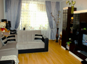 Satılır 2 otaqlı 65 m2 köhnə tikili Nəsimi r.