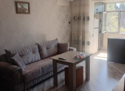 Satılır 2 otaqlı 40 m2 köhnə tikili Koroğlu m.