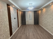 Satılır 2 otaqlı 45 m2 köhnə tikili Yasamal r.