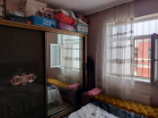 Satılır 100 otaqlı 3 m2 həyət evi Binəqədi