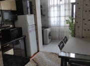 Satılır 3 otaqlı 75 m2 köhnə tikili Əhmədli m.