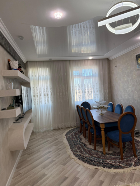 Satılır 3 otaqlı 80 m2 yeni tikili Suraxanı r.