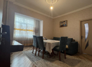 Satılır 2 otaqlı 46 m2 köhnə tikili Xalqlar Dostluğu m.