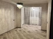 Satılır 2 otaqlı 60 m2 köhnə tikili Xalqlar Dostluğu m.