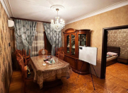 Satılır 5 otaqlı 118 m2 köhnə tikili Həzi Aslanov m.