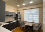 Satılır 2 otaqlı 63 m2 yeni tikili Xalqlar Dostluğu m.