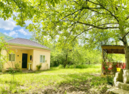 İcarəyə verilir 2 otaqlı 90 m2 həyət evi Şamaxı