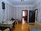 Satılır 3 otaqlı 80 m2 köhnə tikili Neftçilər m.