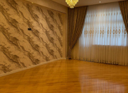 Satılır 3 otaqlı 135 m2 yeni tikili Elmlər Akademiyası m.