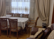 İcarəyə verilir 4 otaqlı 100 m2 həyət evi 8 Noyabr m.