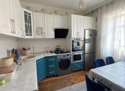 Satılır 7 otaqlı 380 m2 bağ evi Buzovna