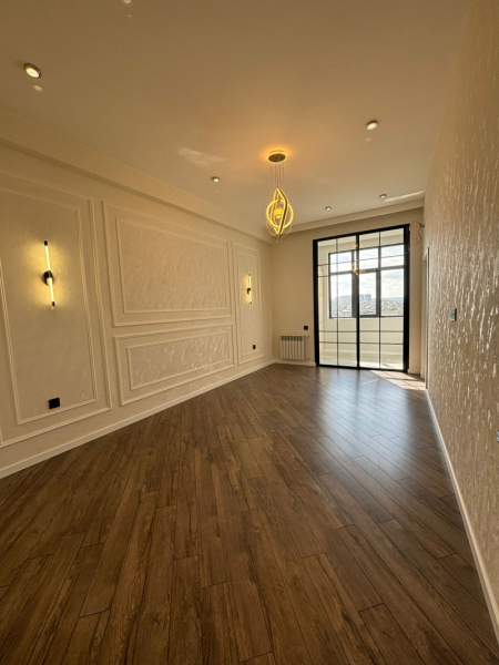 Satılır 3 otaqlı 86 m2 yeni tikili 20 yanvar m.