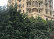 Satılır 4 otaqlı 210 m2 yeni tikili 28 May m.