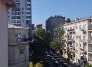 Satılır 2 otaqlı 50 m2 köhnə tikili Nəsimi r.