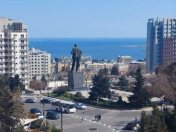 Satılır 3 otaqlı 80 m2 köhnə tikili Nərimanov heykəli