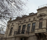 Satılır 7 otaqlı 450 m2 köhnə tikili 28 may