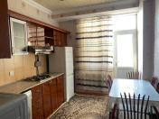 Satılır 3 otaqlı 94 m2 yeni tikili Xətai r.