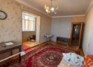 Satılır 2 otaqlı 65 m2 köhnə tikili Xətai r.