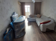 Satılır 2 otaqlı 60 m2 köhnə tikili Xalqlar Dostluğu m.