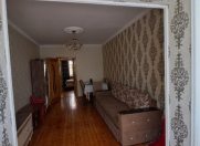 Satılır 2 otaqlı 40 m2 köhnə tikili Qara Qarayev m.